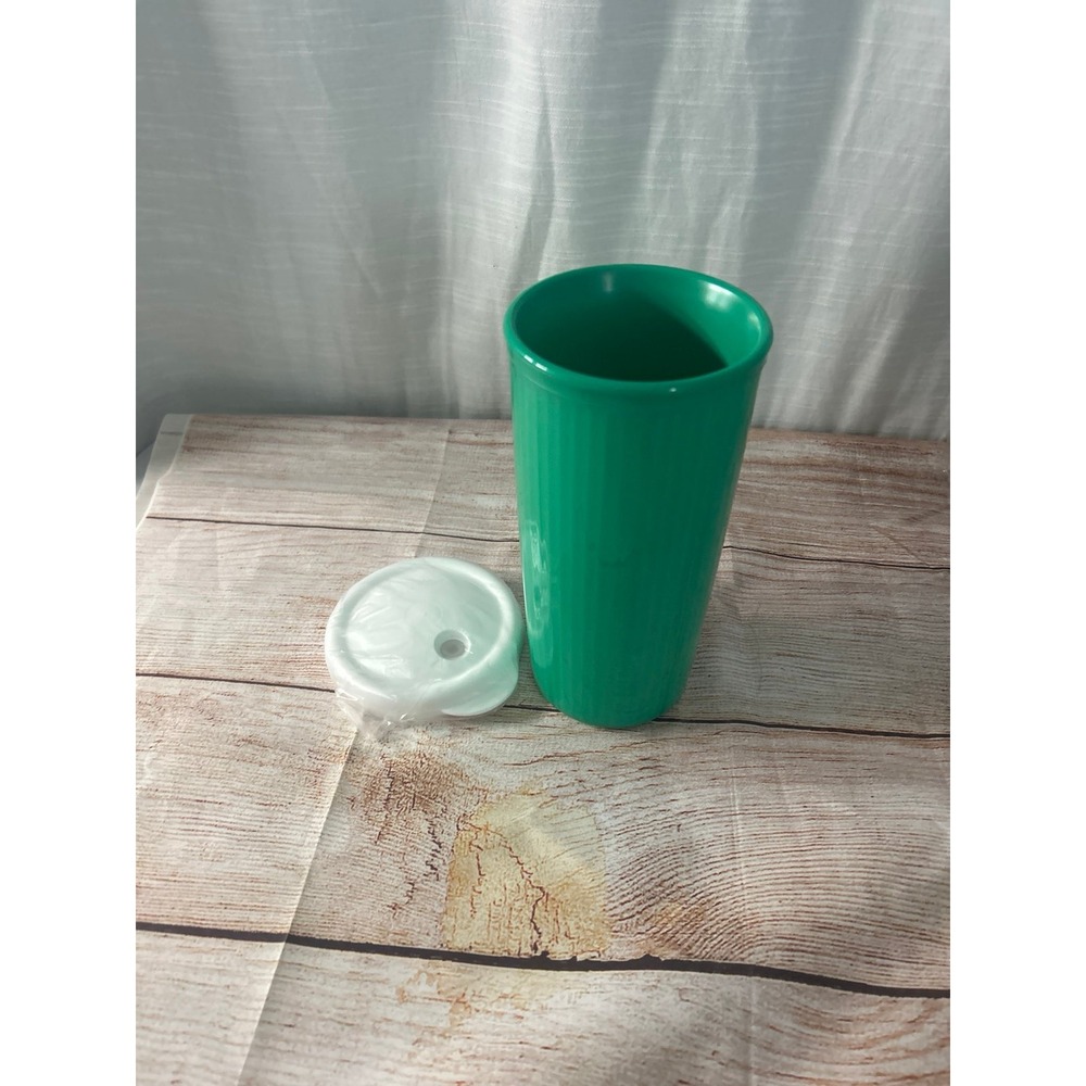 Tupperware glass‎
